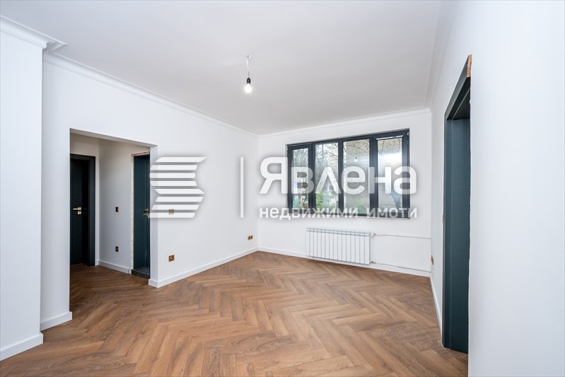 Продава 3-СТАЕН, гр. София, Център, снимка 7 - Апартаменти - 53979734