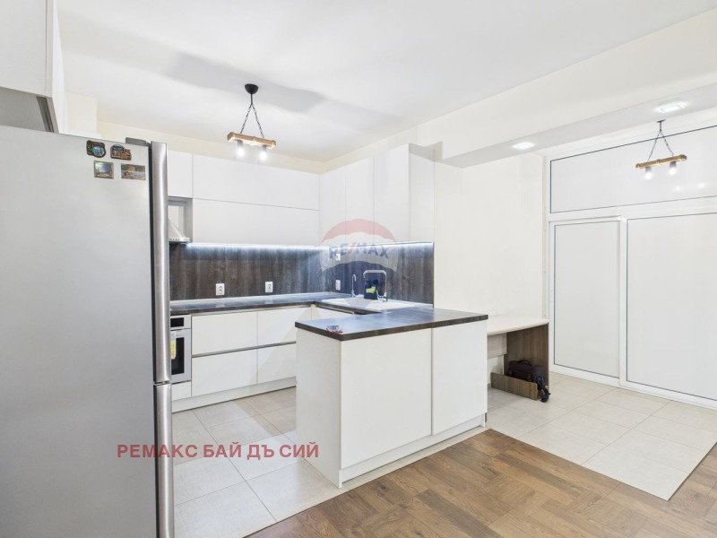 Продава 4-СТАЕН, град Варна, Бриз • 239900 € / 469203.62 лв. • 35571439 1