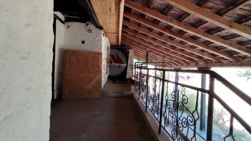 Продава КЪЩА, с. Паскалевец, област Велико Търново, снимка 9 - Къщи - 52622698