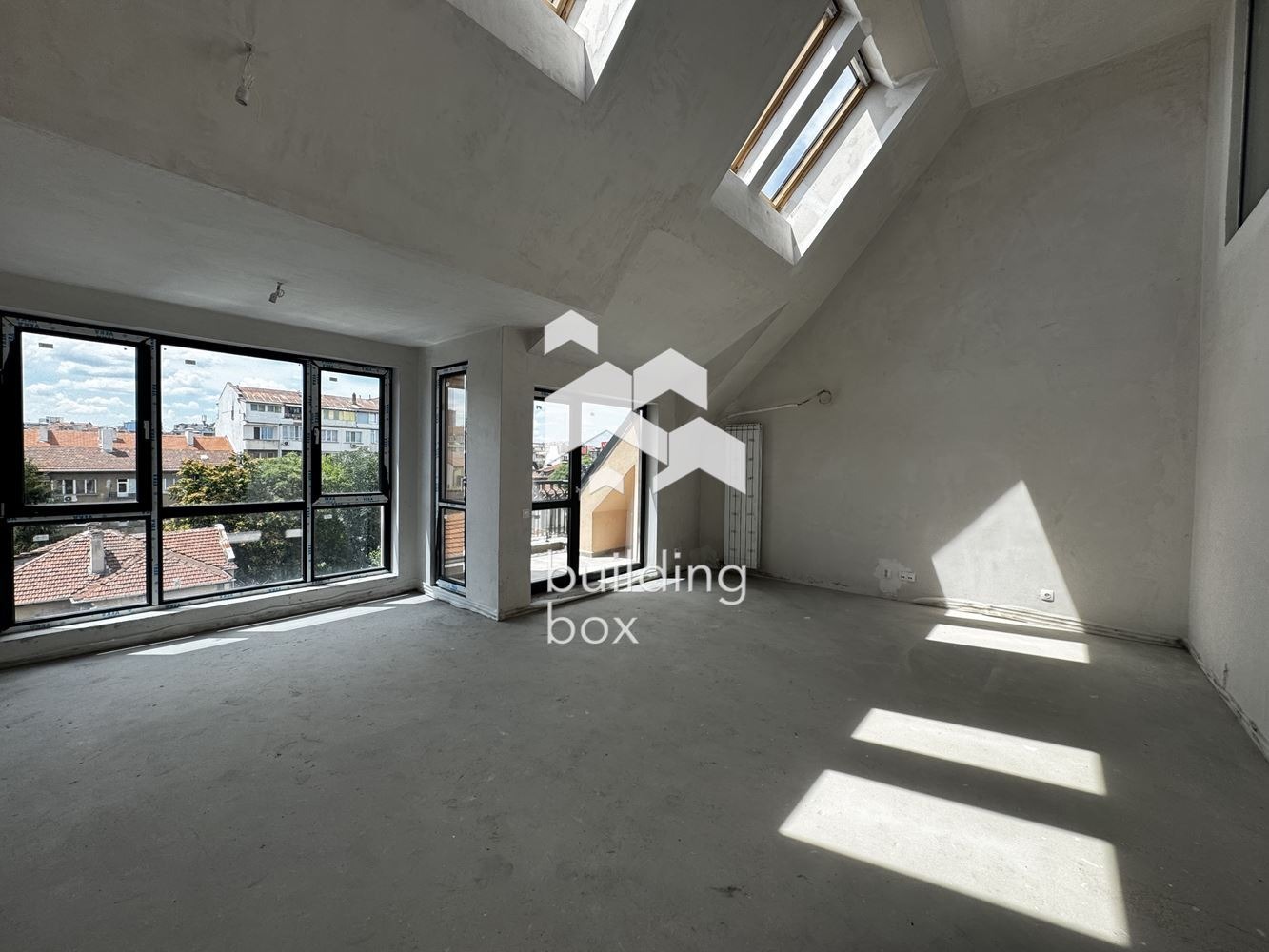 Продава МЕЗОНЕТ, гр. София, Център