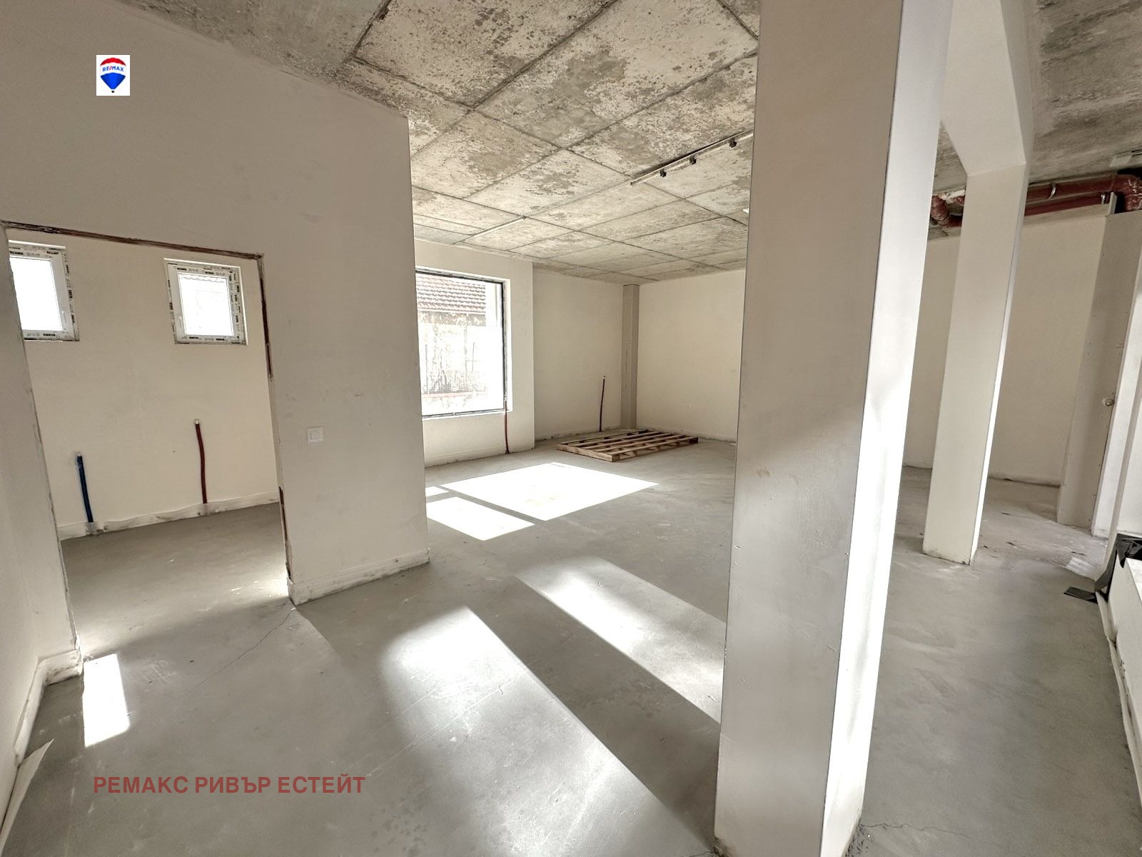 Продава МАГАЗИН, гр. Русе, Център, снимка 4 - Магазини - 53876134