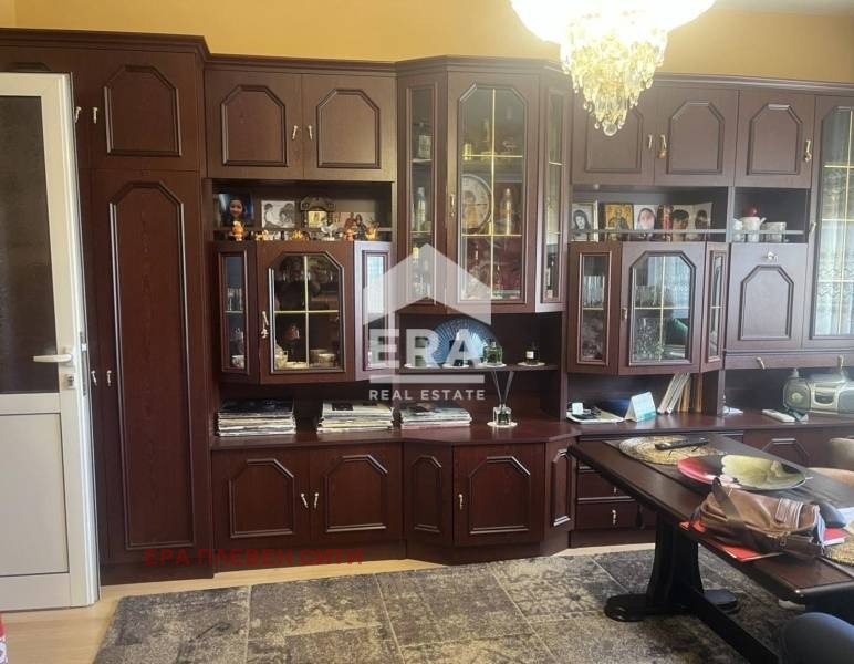 Продава 3-СТАЕН, гр. Плевен, Идеален център, снимка 4 - Апартаменти - 53061266