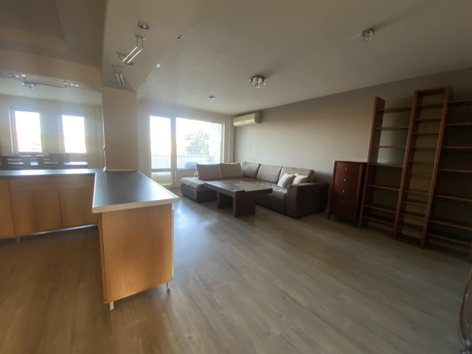 Продава 3-СТАЕН, гр. Плевен, Широк център, снимка 2 - Апартаменти - 47689822