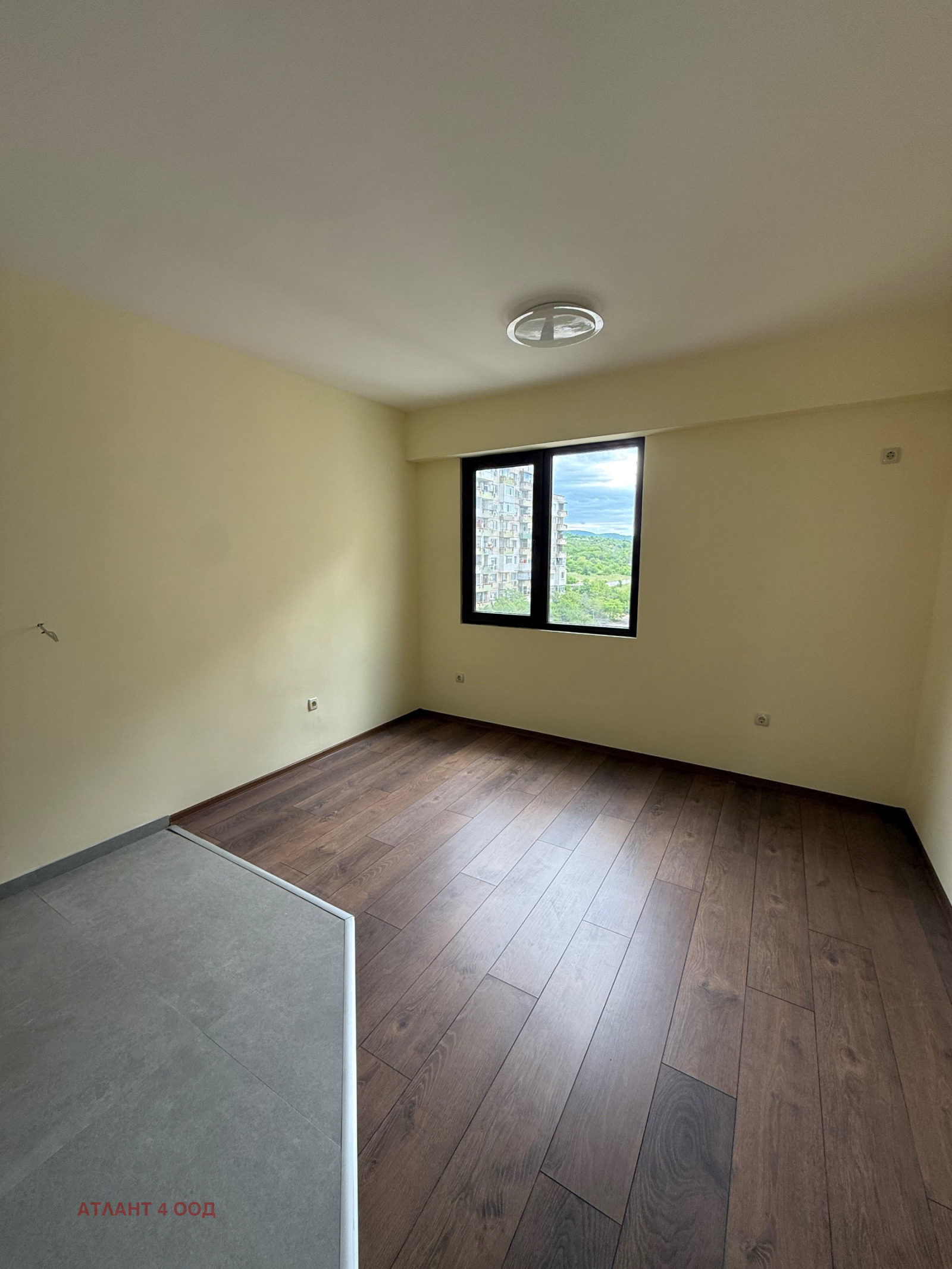 Продава 3-СТАЕН, гр. Казанлък, област Стара Загора, снимка 3 - Апартаменти - 54557810