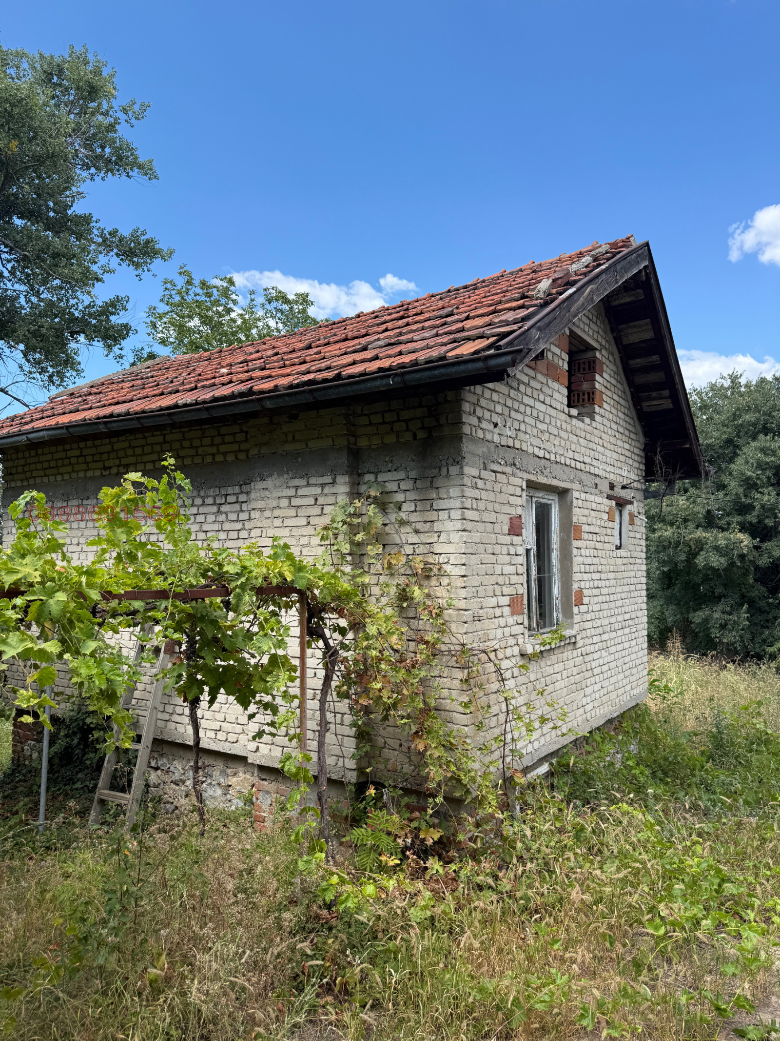 Продава ВИЛА, с. Брестник, област Пловдив