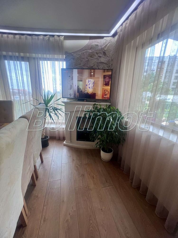 À venda  2 quartos Varna , k.k. Sv.Sv. Konstantin i Elena , 120 m² | 25925575 - imagem [2]