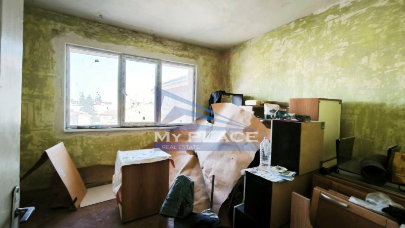 Продава 4-СТАЕН, гр. Шумен, Математическа гимназия, снимка 3 - Апартаменти - 53072926