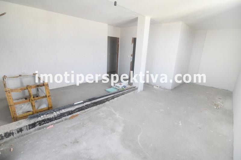 Продава МНОГОСТАЕН, гр. Пловдив, Кючук Париж, снимка 4 - Апартаменти - 52397772