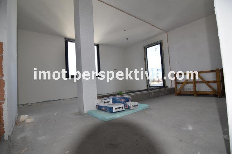 Продава МНОГОСТАЕН, гр. Пловдив, Кючук Париж, снимка 3 - Апартаменти - 52397772