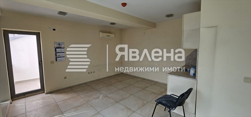 Продава ОФИС, гр. Казанлък, област Стара Загора, снимка 9 - Офиси - 54934097