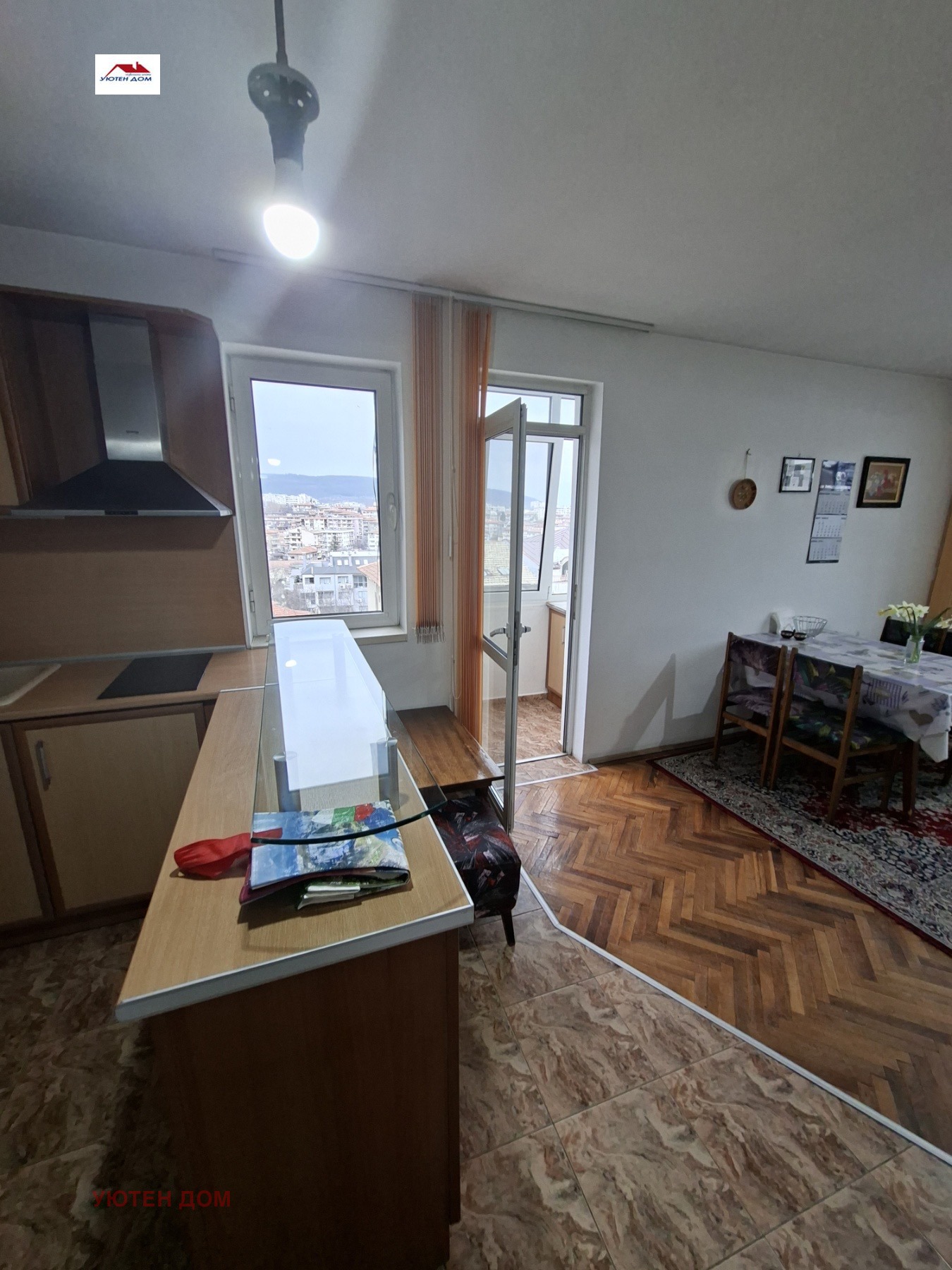 Продава 4-СТАЕН, гр. Шумен, Куршун чешма, снимка 3 - Апартаменти - 54300891