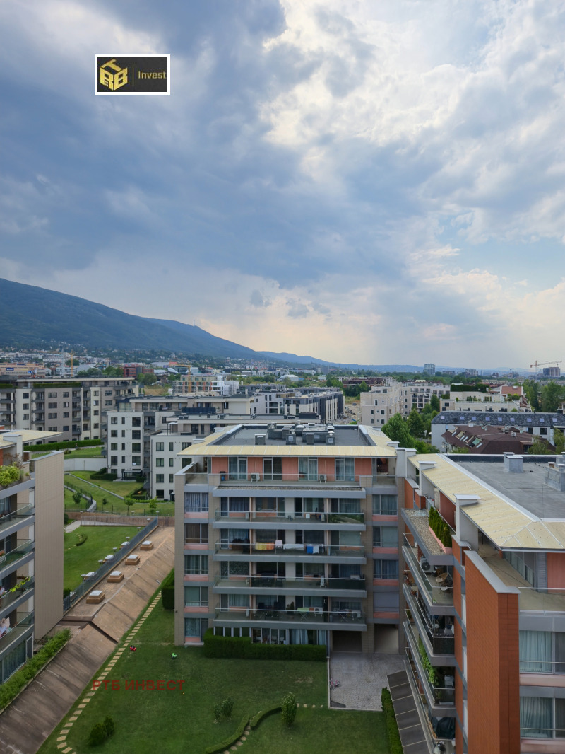 Продава 4-СТАЕН в град София, Витоша - 300 кв.м / 620 000 € » 1 212 614.60 лв., РТБ ИНВЕСТ