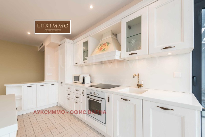 Продава 3-СТАЕН, гр. Варна, Център, снимка 11 - Апартаменти - 53274408