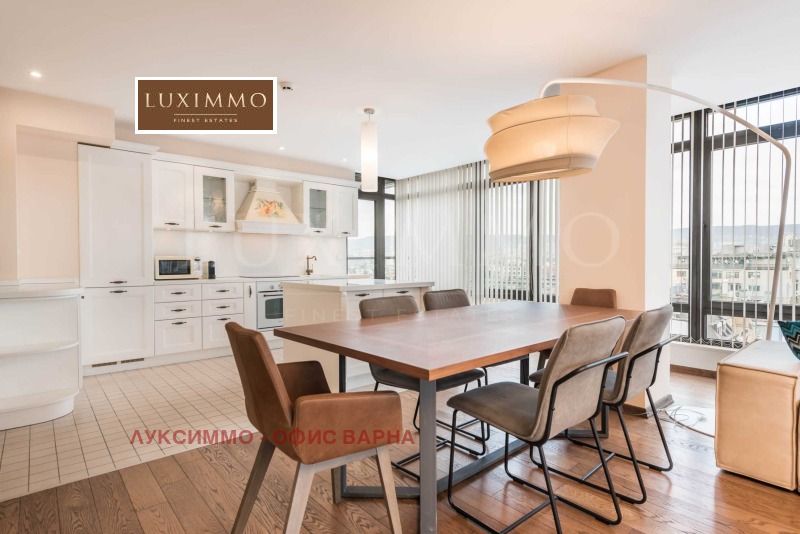 Продава 3-СТАЕН, гр. Варна, Център, снимка 8 - Апартаменти - 53274408