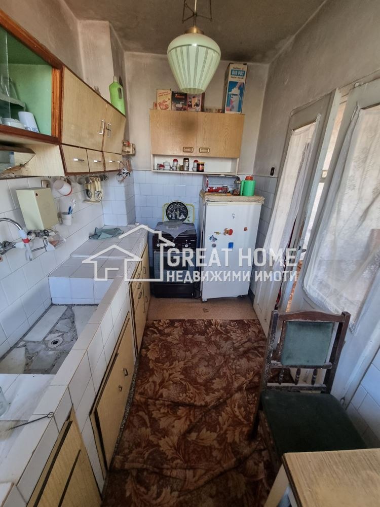 For Sale  3 bedroom Targovishte , Tsentar , 120 sq.m | 69376117 - image [2]