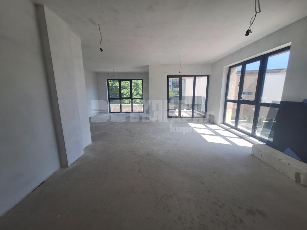 Продава 4-СТАЕН, гр. Варна, Бриз, снимка 6 - Апартаменти - 43983224