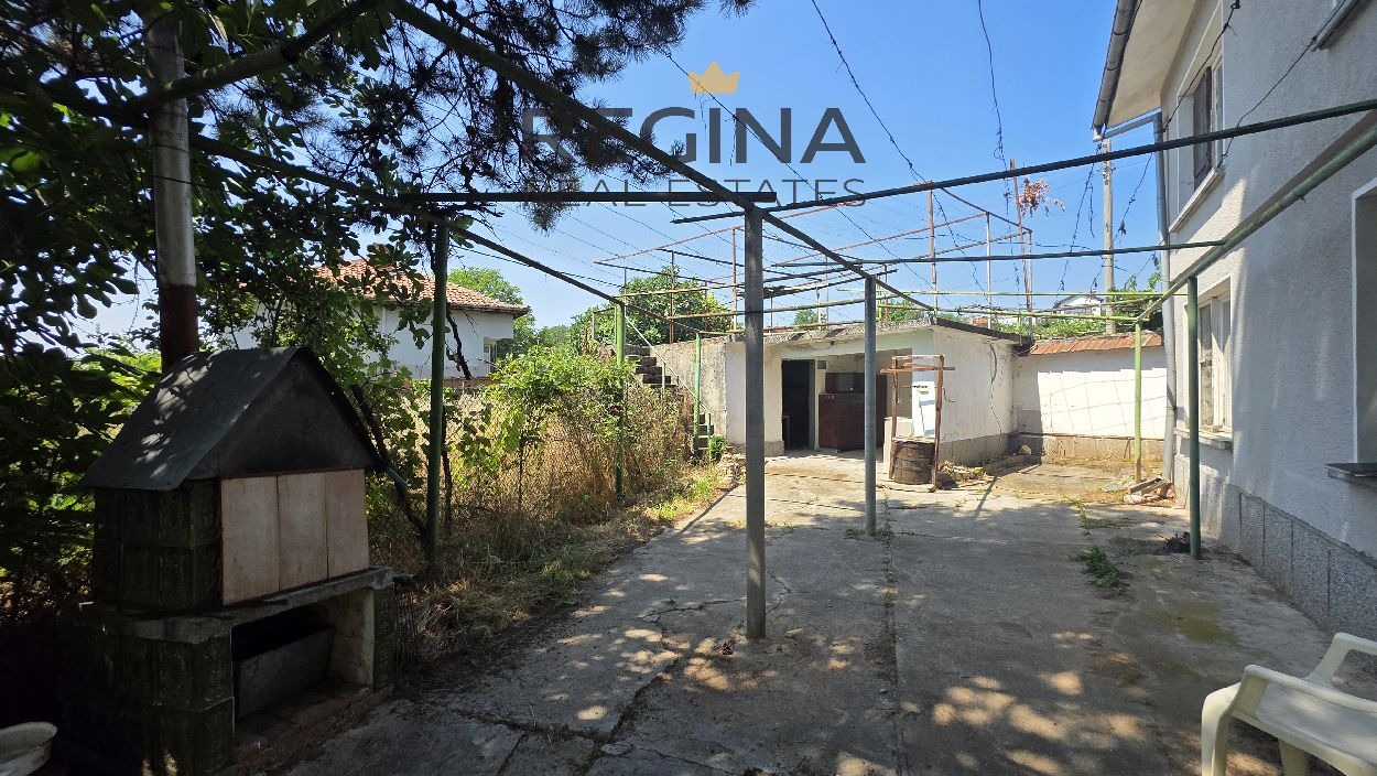 Продава КЪЩА, с. Мътеница, област Пловдив, снимка 13 - Къщи - 55376750