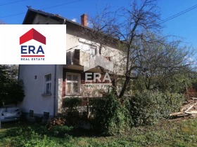 Продажба на етажи от къща в област Кюстендил - изображение 1 