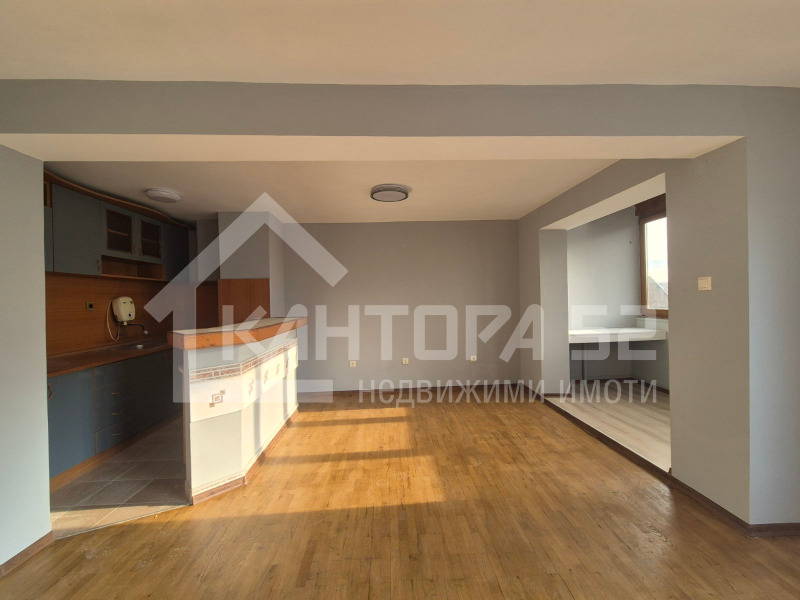 Продава 2-СТАЕН, гр. Варна, Зимно кино Тракия, снимка 3 - Апартаменти - 52652183