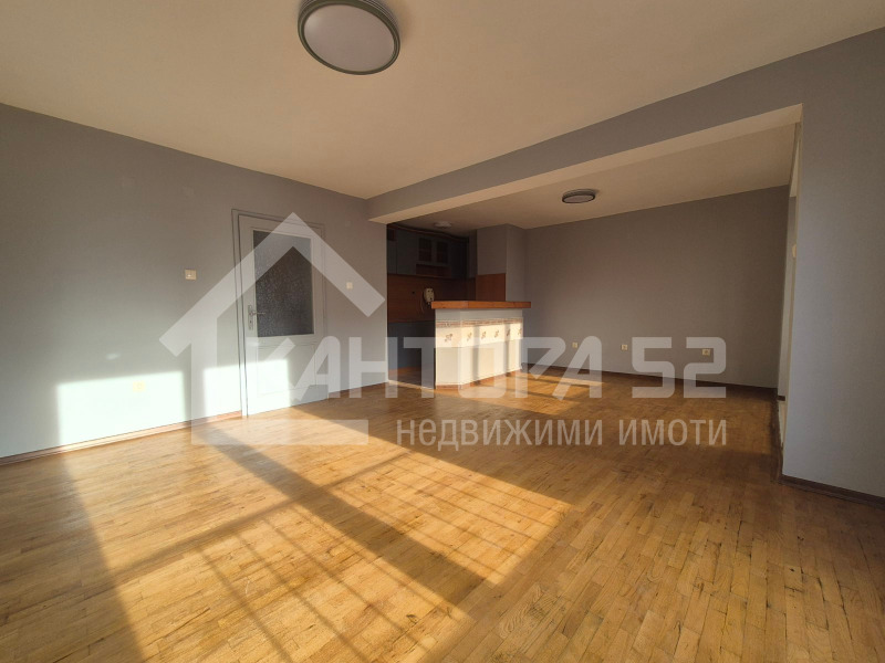 Продава 2-СТАЕН, гр. Варна, Зимно кино Тракия, снимка 2 - Апартаменти - 52652183