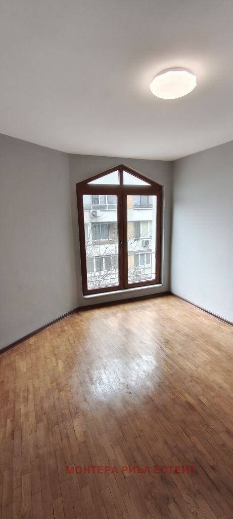 Продава 2-СТАЕН, гр. Варна, Зимно кино Тракия, снимка 9 - Апартаменти - 52691356