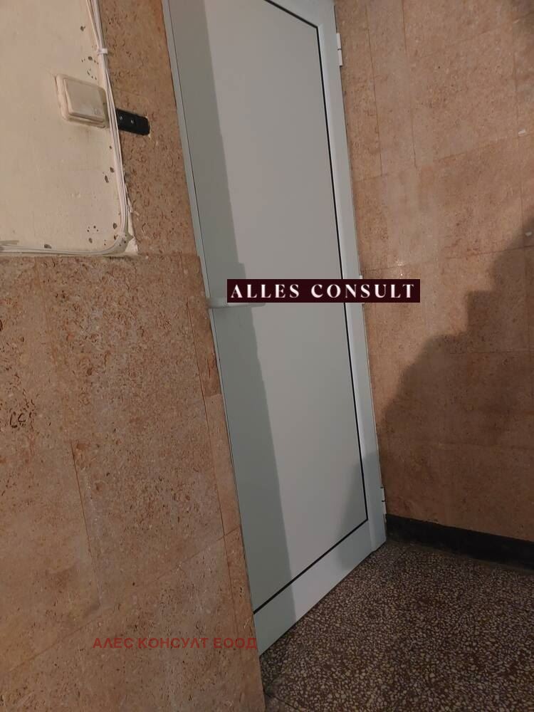 Продава 2-СТАЕН, гр. София, Банишора, снимка 5 - Апартаменти - 54190469