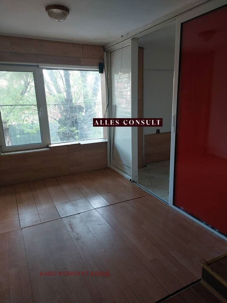 Продава 2-СТАЕН, гр. София, Банишора, снимка 3 - Апартаменти - 54190469