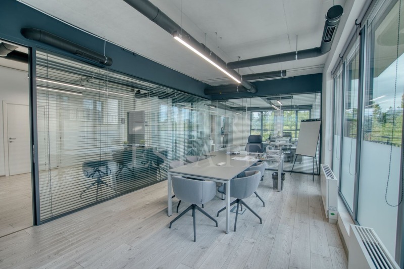 À venda  Escritório Sofia , Hladilnika , 266 m² | 66907727 - imagem [13]
