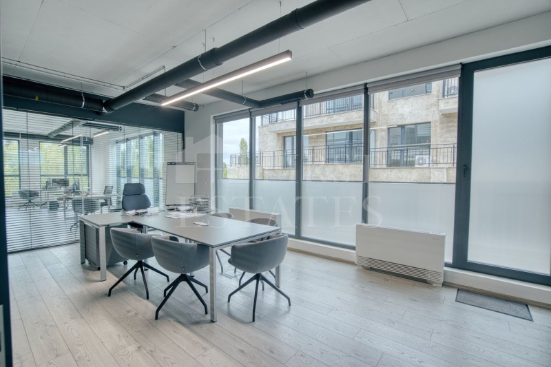 À venda  Escritório Sofia , Hladilnika , 266 m² | 66907727 - imagem [3]