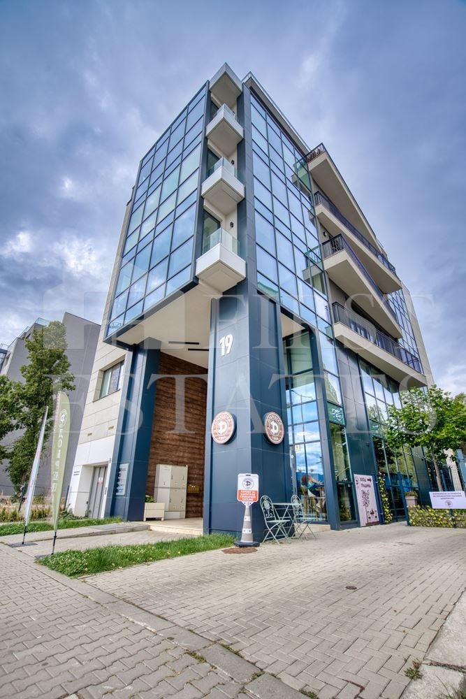 À venda  Escritório Sofia , Hladilnika , 266 m² | 66907727 - imagem [2]