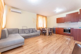1 Schlafzimmer Briz, Warna