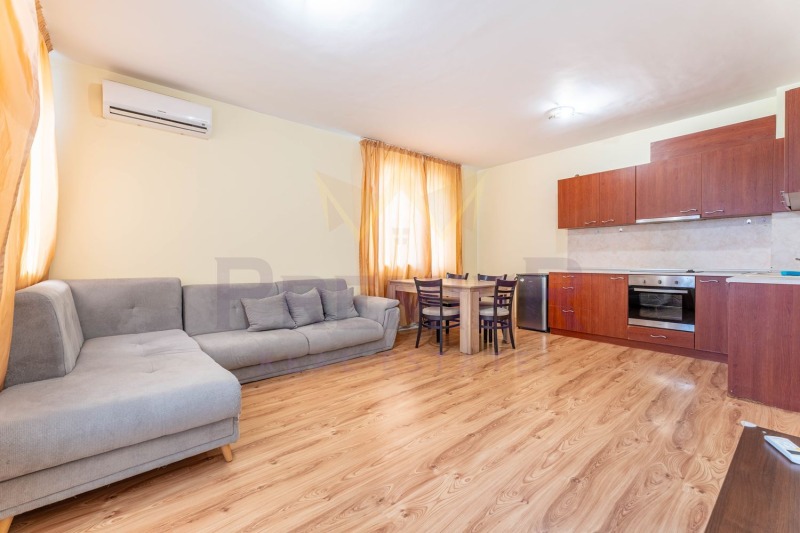 Myytävänä  1 makuuhuone Varna , Briz , 72 neliömetriä | 76613420