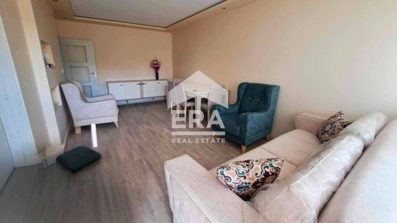 Продава МНОГОСТАЕН, гр. Търговище, Център, снимка 2 - Апартаменти - 53677467