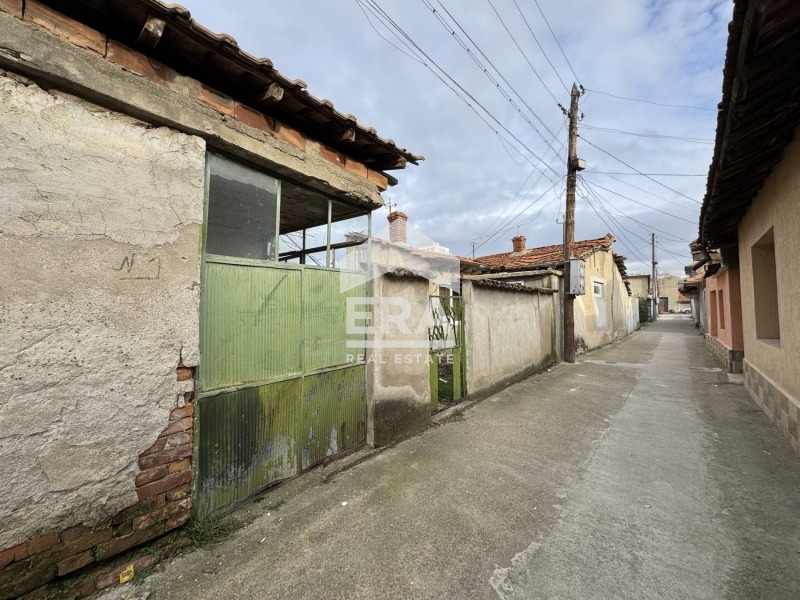 Продава КЪЩА, гр. Силистра, Център, снимка 3 - Къщи - 56360262