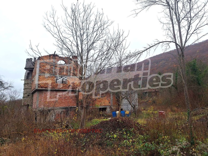 Продава КЪЩА в област Ловеч, с. Абланица - 700 кв.м / 150 000 € » 293 374.50 лв., БЪЛГЕРИАН ПРОПЕРТИС