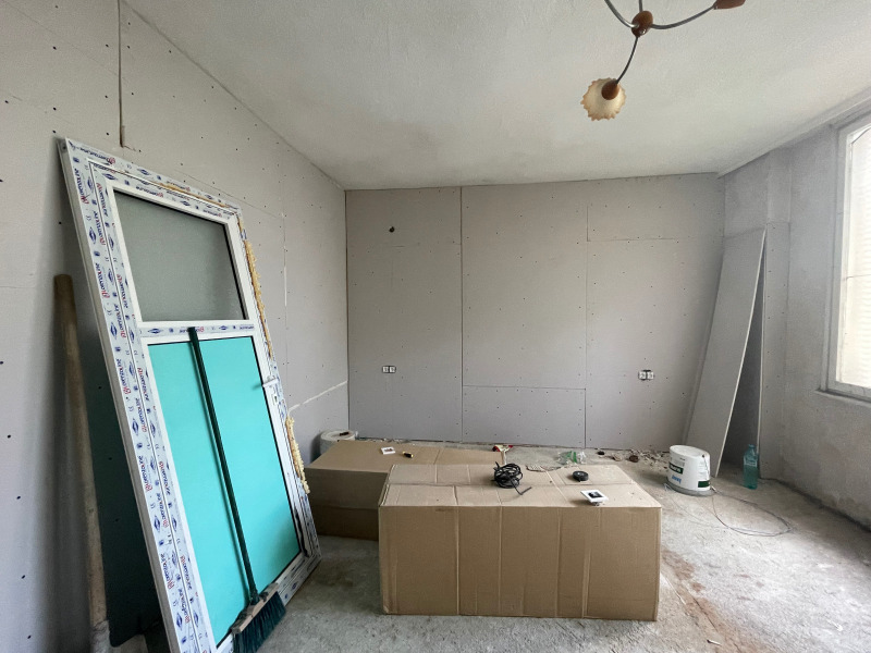 Na prodej  3 ložnice oblast Stará Zagora , Radnevo , 86 m2 | 66989364 - obraz [3]