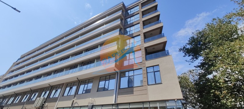 Продава  Офис, град Бургас, Център •  183 000 EUR • ID 57831007 — holmes.bg - [1] 