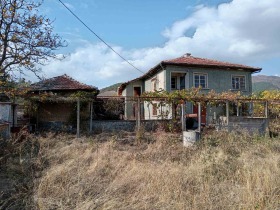 Продажба на имоти в с. Конаре, област Стара Загора - изображение 1 