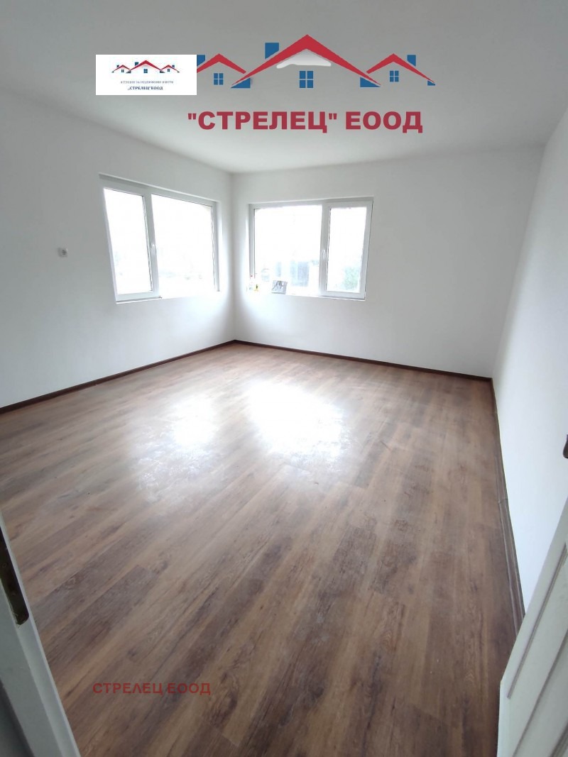 Продава  Етаж от къща град Добрич , Христо Ботев , 90 кв.м | 86207475 - изображение [7]