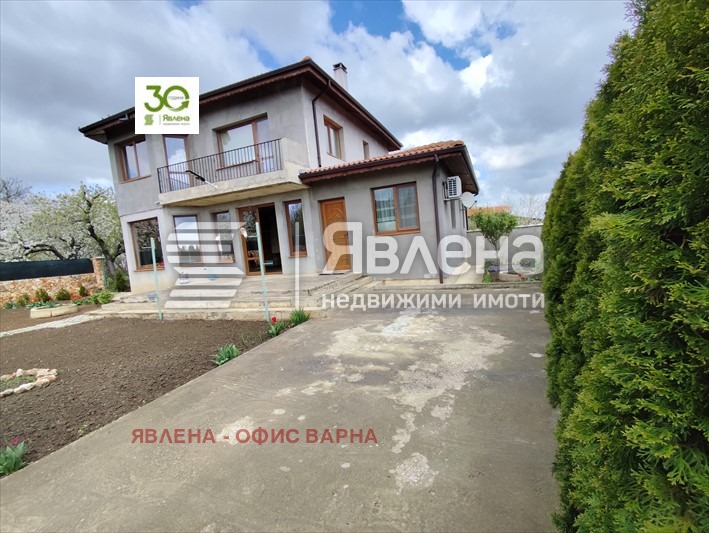 Продава КЪЩА, с. Яребична, област Варна, снимка 1 - Къщи - 48106377