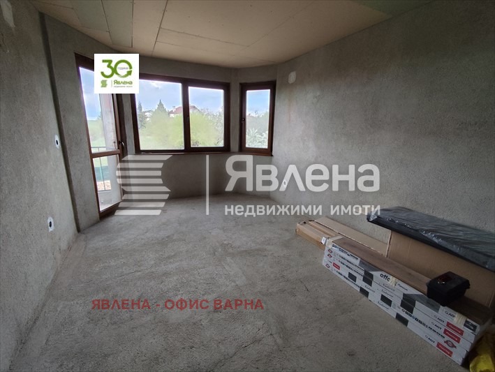 Продава КЪЩА, с. Яребична, област Варна, снимка 7 - Къщи - 48106377