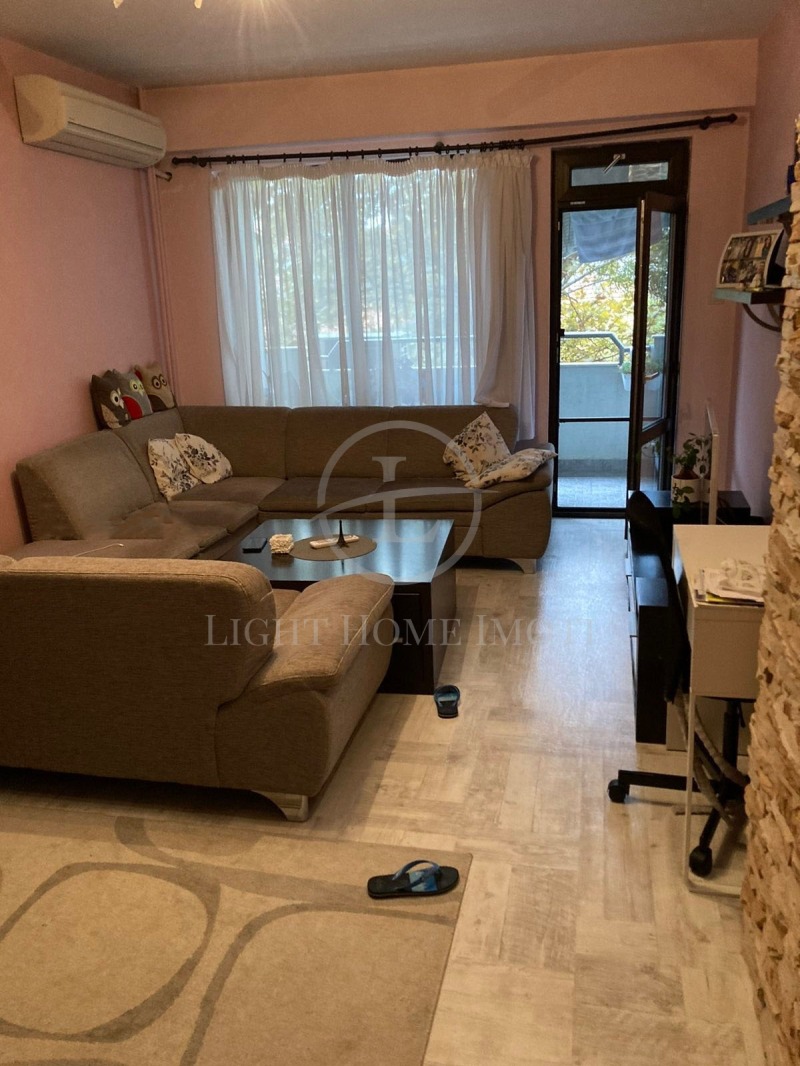 Eladó  1 hálószoba Plovdiv , Gagarin , 65 négyzetméter | 23004632