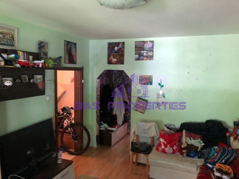 Продава  2-стаен град София , Надежда 4 , 67 кв.м | 50429707 - изображение [2]