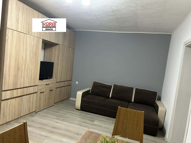 Продава 2-СТАЕН, гр. Плевен, Идеален център, снимка 2 - Апартаменти - 51876512