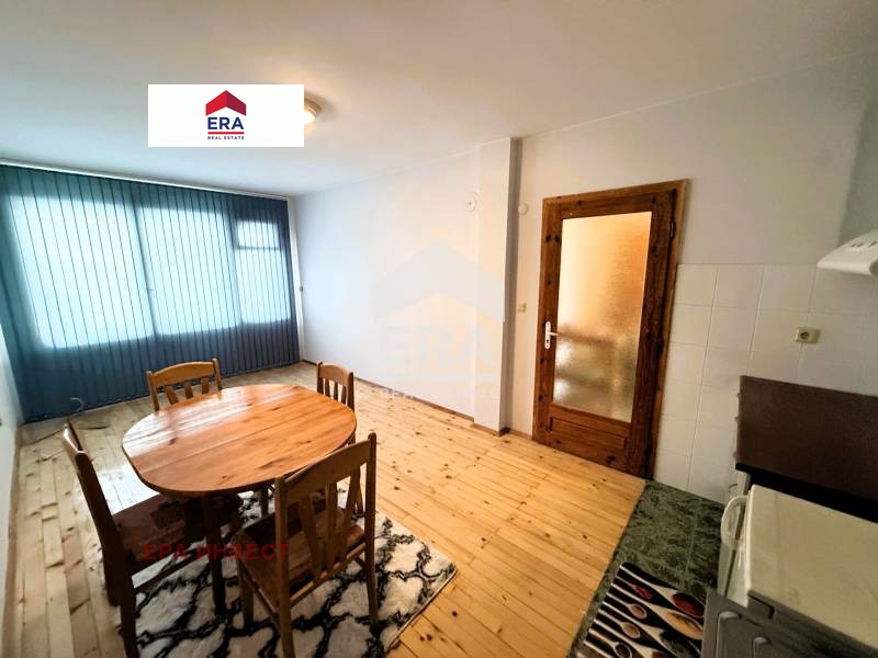 Till salu  2 sovrum Blagoevgrad , Sjirok centar , 82 kvm | 90024309