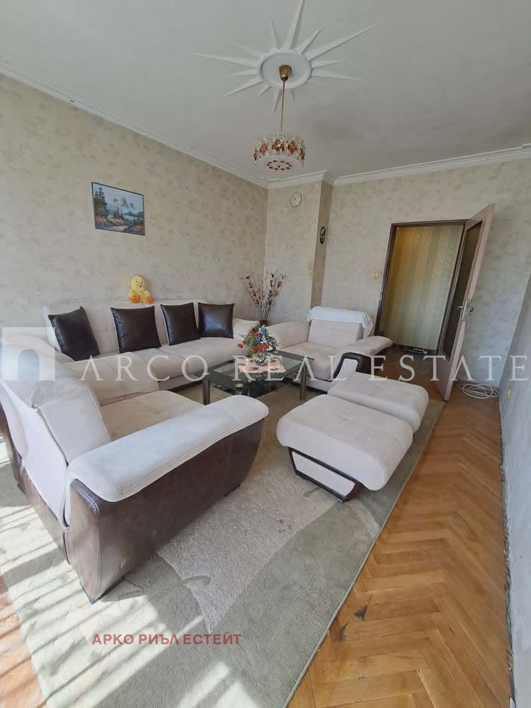 Продава 3-СТАЕН, гр. София, Младост 1А