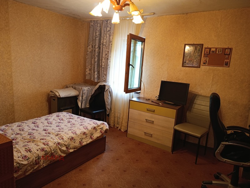 Eladó  Ház emelete Sofia , Lokorsko , 81 négyzetméter | 83919883 - kép [10]