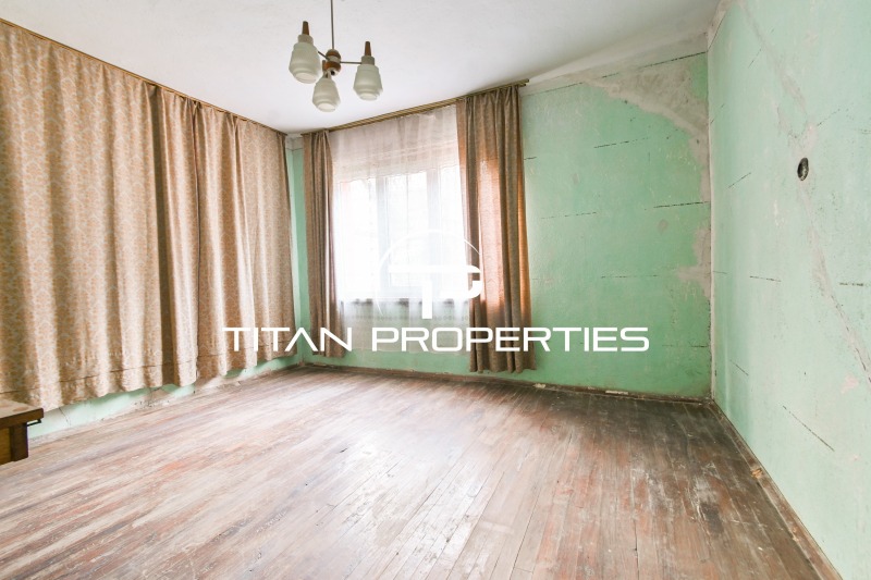 Продава КЪЩА, с. Горна Малина, област София област, снимка 15 - Къщи - 47605644