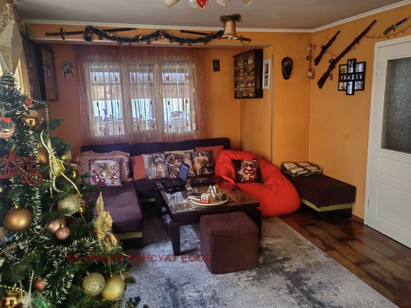 Продава КЪЩА, гр. София, област София-град, снимка 5 - Къщи - 52985924