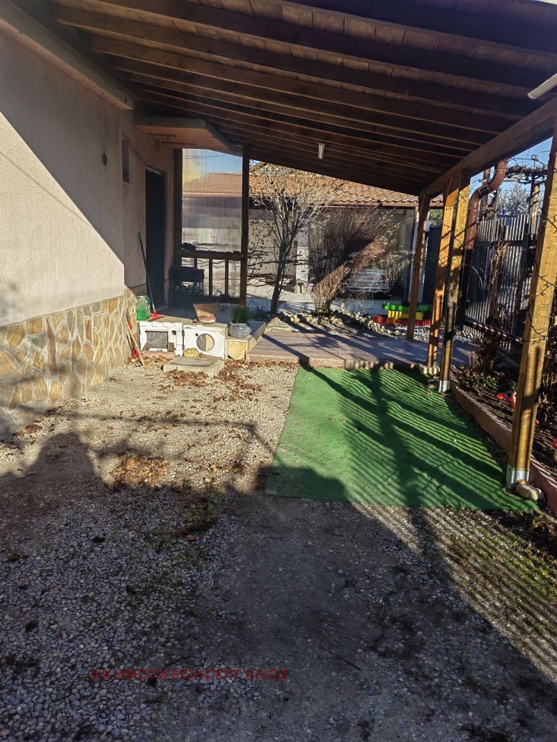 Продава КЪЩА, гр. София, област София-град, снимка 12 - Къщи - 52985924